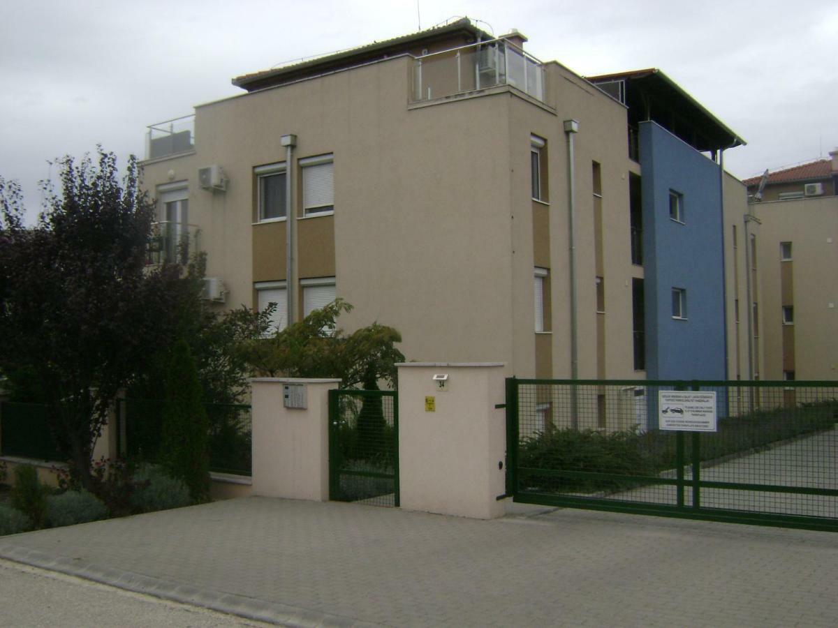 Zoeldlomb Apartman Siófok Exteriér fotografie